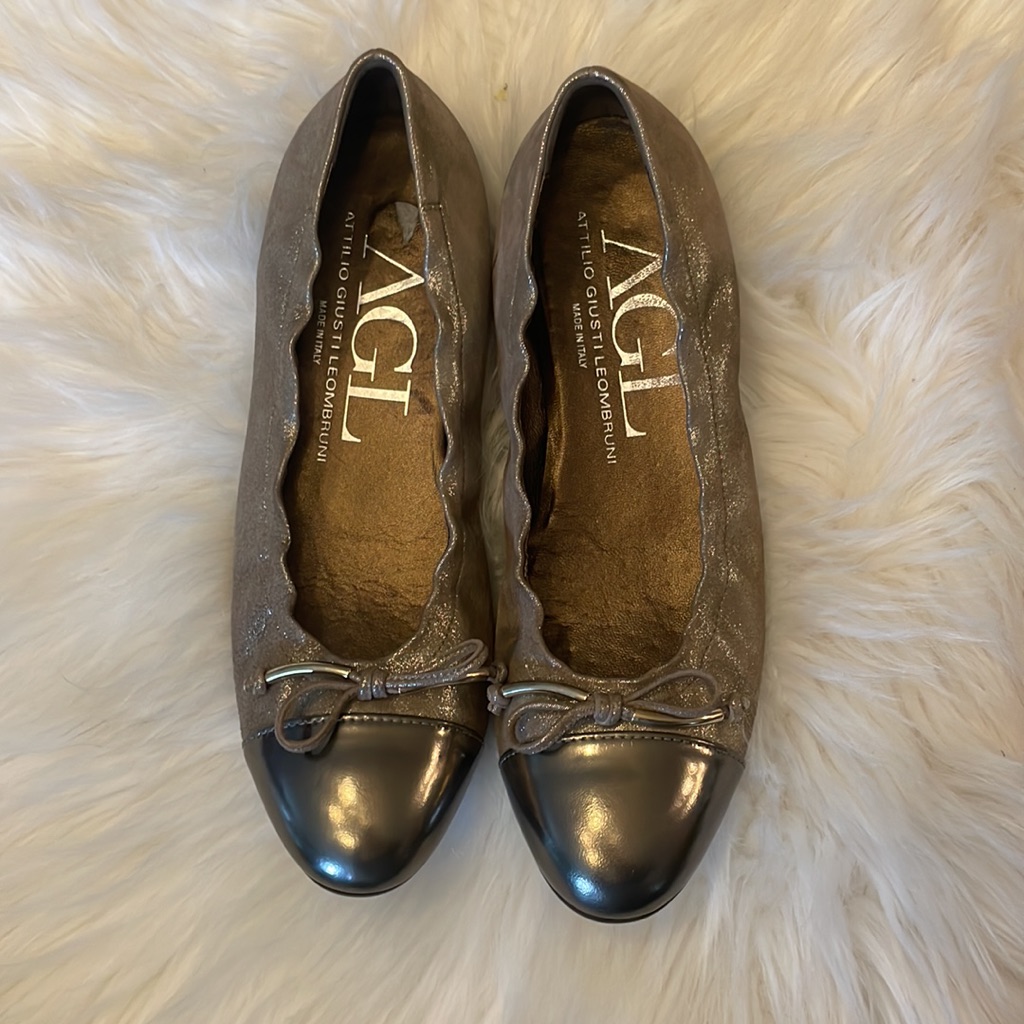 Agl Monika Taupe Metallic Bow Closed Cap Toe Ballet Flats Leather Size 6.5
